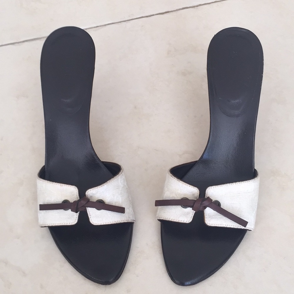 💫Gucci open toe slide kitten heel logo canvas